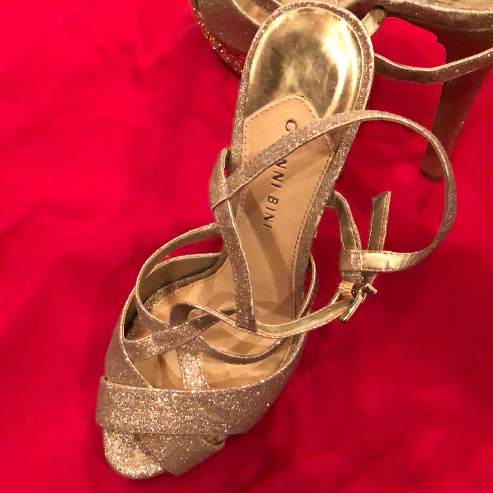 Gold glitter sandals